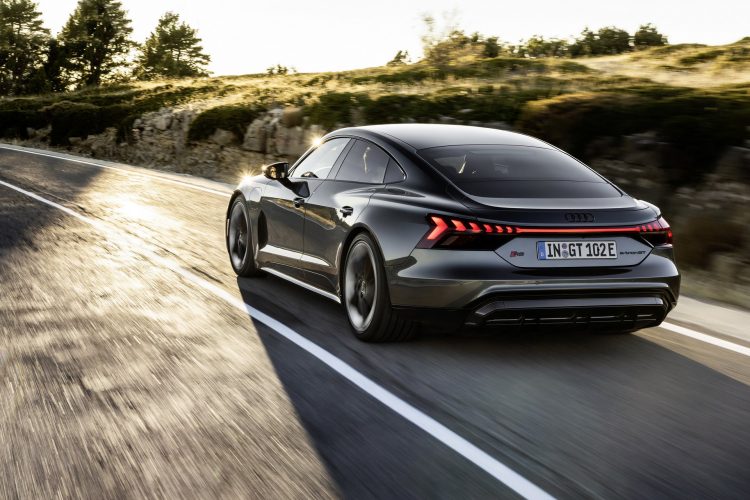 Audi E-Tron GT 2022 có giá từ 4,8 tỷ đồng tại Thái Lan, chờ ngày về Việt Nam Audi E-Tron GT 2022 có giá từ 4,8 tỷ đồng tại Thái Lan, chờ ngày về Việt Nam
