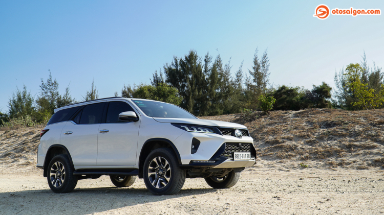 otosaigon.com-toyota-fortuner-legender-8.jpg otosaigon.com-toyota-fortuner-legender-8.jpg