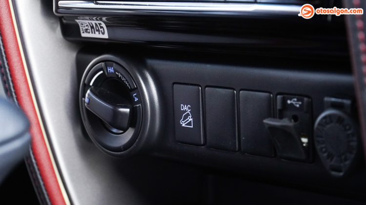 otosaigon.com-toyota-fortuner-legender-82.jpg otosaigon.com-toyota-fortuner-legender-82.jpg