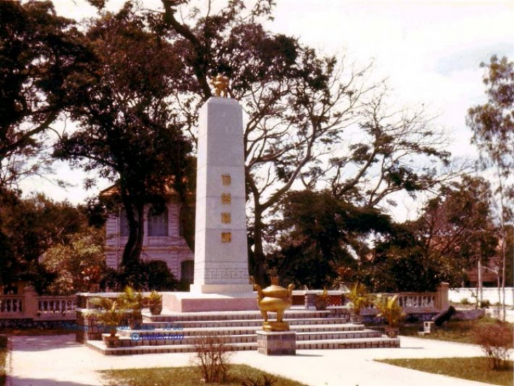Hình ảnh cực kỳ quý giá về Việt Nam ( 1980 ) Hình ảnh cực kỳ quý giá về Việt Nam ( 1980 )