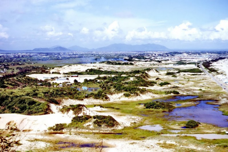Hình ảnh cực kỳ quý giá về Việt Nam ( 1980 ) Hình ảnh cực kỳ quý giá về Việt Nam ( 1980 )
