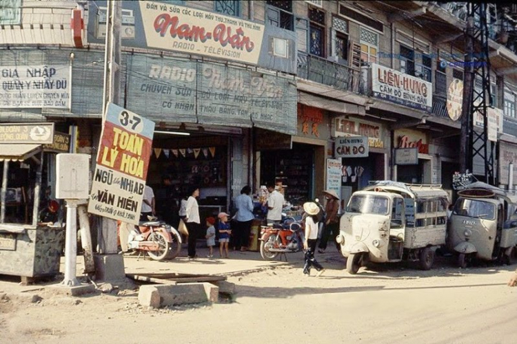 Hình ảnh cực kỳ quý giá về Việt Nam ( 1980 )