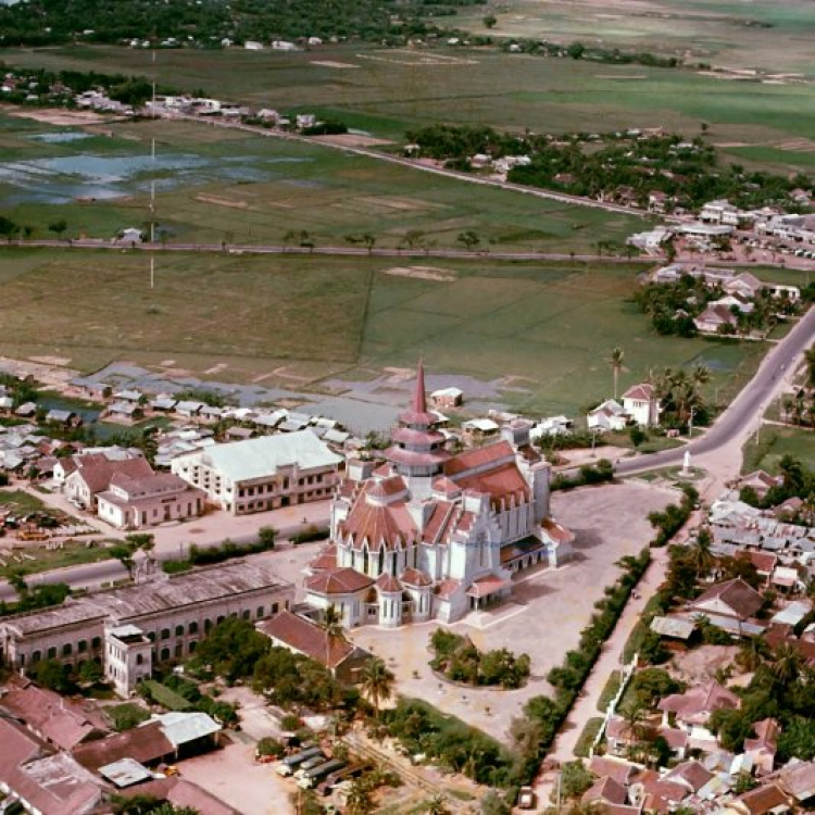 Hình ảnh cực kỳ quý giá về Việt Nam ( 1980 )