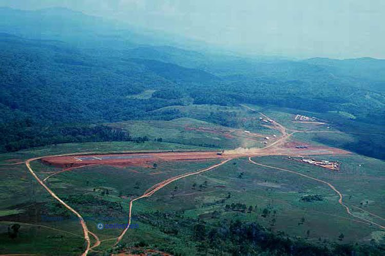 Hình ảnh cực kỳ quý giá về Việt Nam ( 1980 ) Hình ảnh cực kỳ quý giá về Việt Nam ( 1980 )