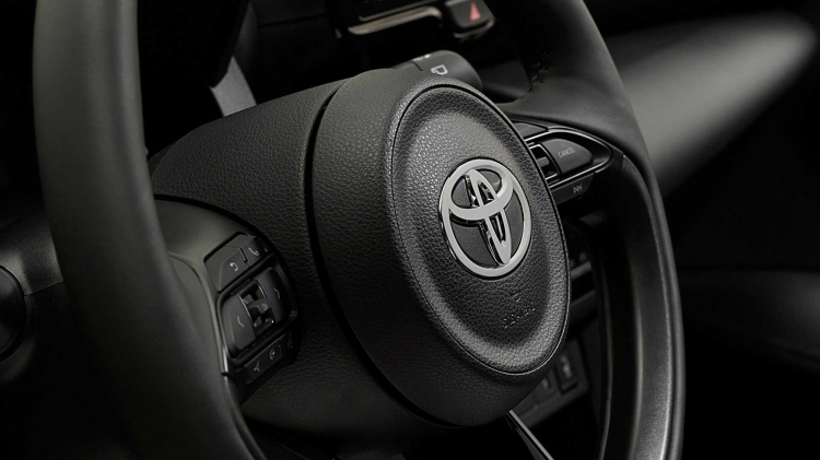 OS_CROSS YARIS -12.jpg