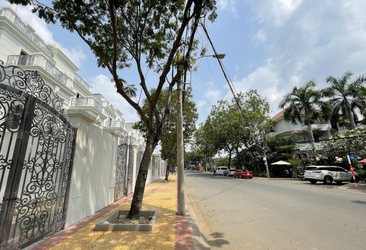 Bán nhà phố thương mại đường Nguyễn Văn Hưởng TP Thủ Đức