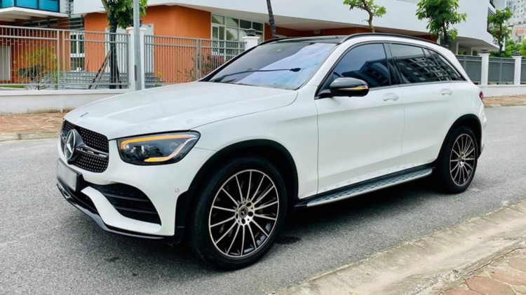 Tham khảo giá Mercedes GLC300 AMG