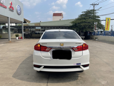 Honda City 1.5 CVT 2018 3.jpg