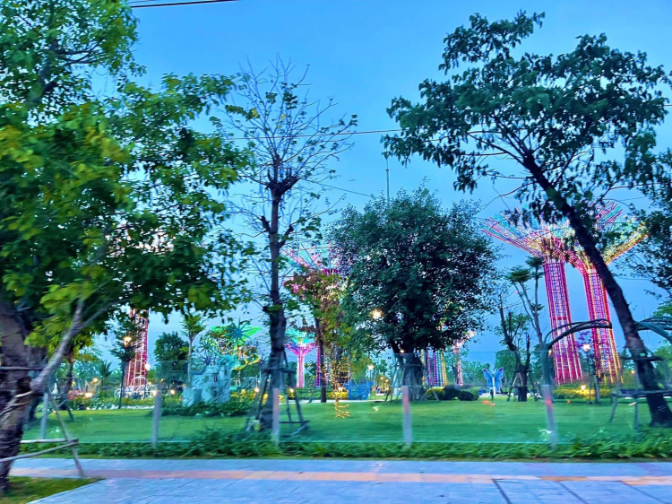 VINHOMES GRAND PARK QUẬN 9 LÀ CÁI “BẪY GẤU” CHO NHỮNG KHÁCH YÊU MÀU HỒNG!