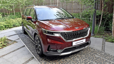 otosaigon-Kia-Sedona-2021 (5).jpg