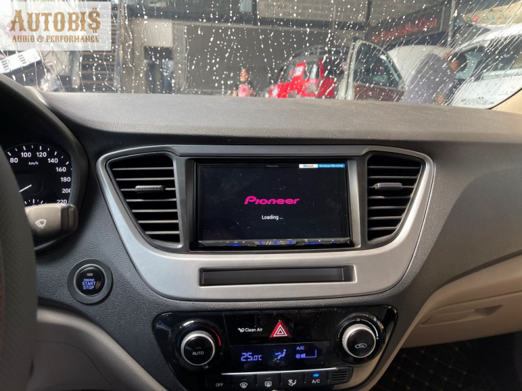 Nâng cấp âm thanh, cách âm và đầu phát Pioneer cho Hyundai Accent