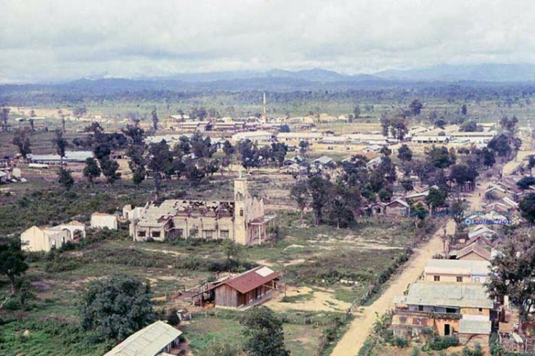 Hình ảnh cực kỳ quý giá về Việt Nam ( 1980 )