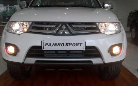 mitsubishi-pajero-2015-suv-01.jpg