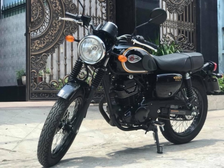 Hỏi về Xe hai bánh tay côn đi làm hàng ngày 10km x 2 chặng, cho F1 21t, cao 1,8m nặng 90kg Hỏi về Xe hai bánh tay côn đi làm hàng ngày 10km x 2 chặng, cho F1 21t, cao 1,8m nặng 90kg