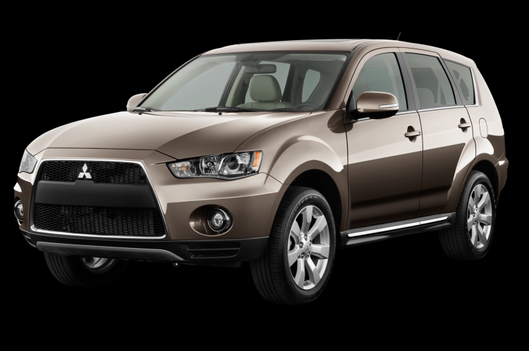 Xin tư vấn Hyundai Tucson và Mitsubishi Outlander tiêu chuẩn Xin tư vấn Hyundai Tucson và Mitsubishi Outlander tiêu chuẩn