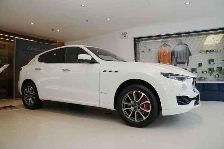 maserati-levante-2.jpg