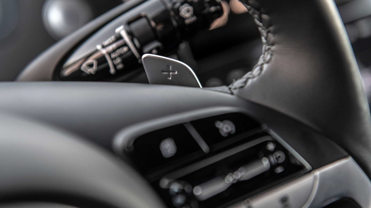 2022-hyundai-santa-cruz-shift-paddle.jpg 2022-hyundai-santa-cruz-shift-paddle.jpg