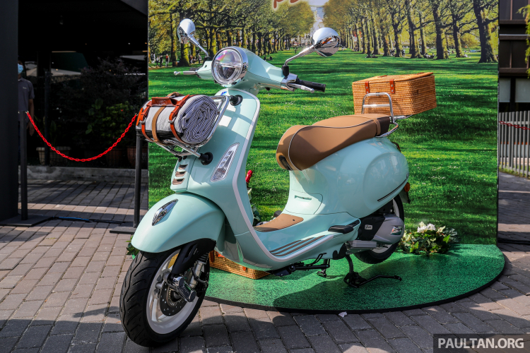 2021-Vespa-Primavera-Pic-Nic-150-Malaysia-Launch-7.jpeg