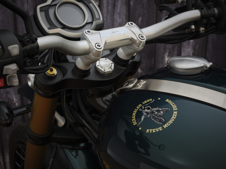 2021-Triumph-Scrambler-1200-Steve-McQueen-Edition-4.jpeg 2021-Triumph-Scrambler-1200-Steve-McQueen-Edition-4.jpeg