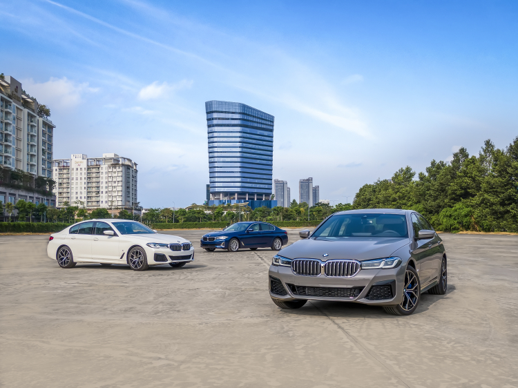 BMW 5 Series mới.jpg