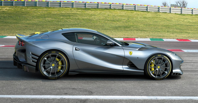 Ferrari hé lộ siêu xe V12 bản giới hạn mạnh hơn 830 mã lực