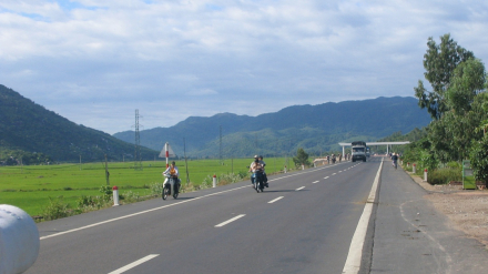 Quốc_lộ_1A_(Phú_Yên_-_Khánh_Hòa).jpg