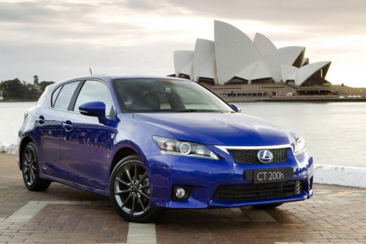 Lexus ct200 h- hybrid cỡ nhỏ- các bác vào hết đây Lexus ct200 h- hybrid cỡ nhỏ- các bác vào hết đây