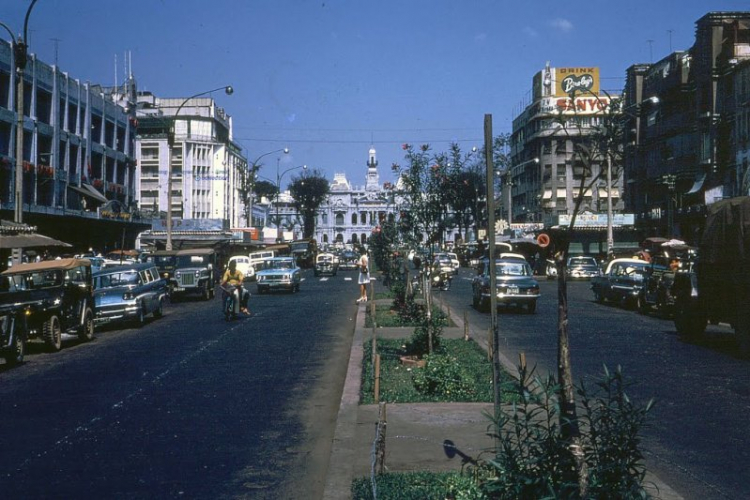 Hình ảnh cực kỳ quý giá về Việt Nam ( 1980 )