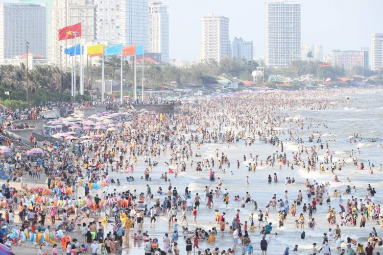 VINHOMES GRAND PARK QUẬN 9 LÀ CÁI “BẪY GẤU” CHO NHỮNG KHÁCH YÊU MÀU HỒNG!
