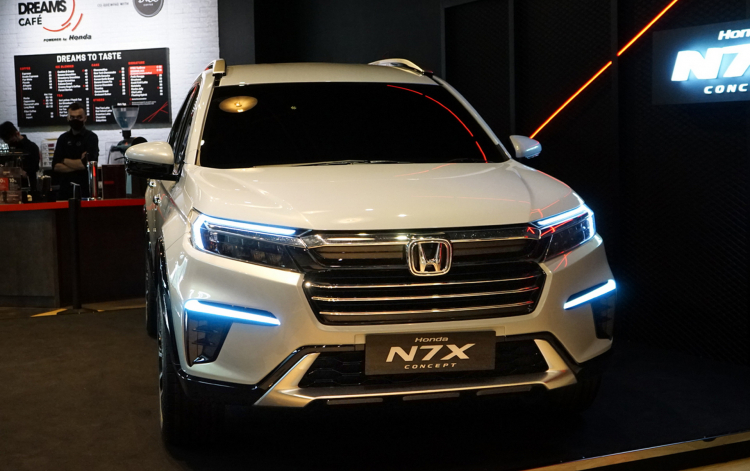 2022-Honda-N7X-2.jpg
