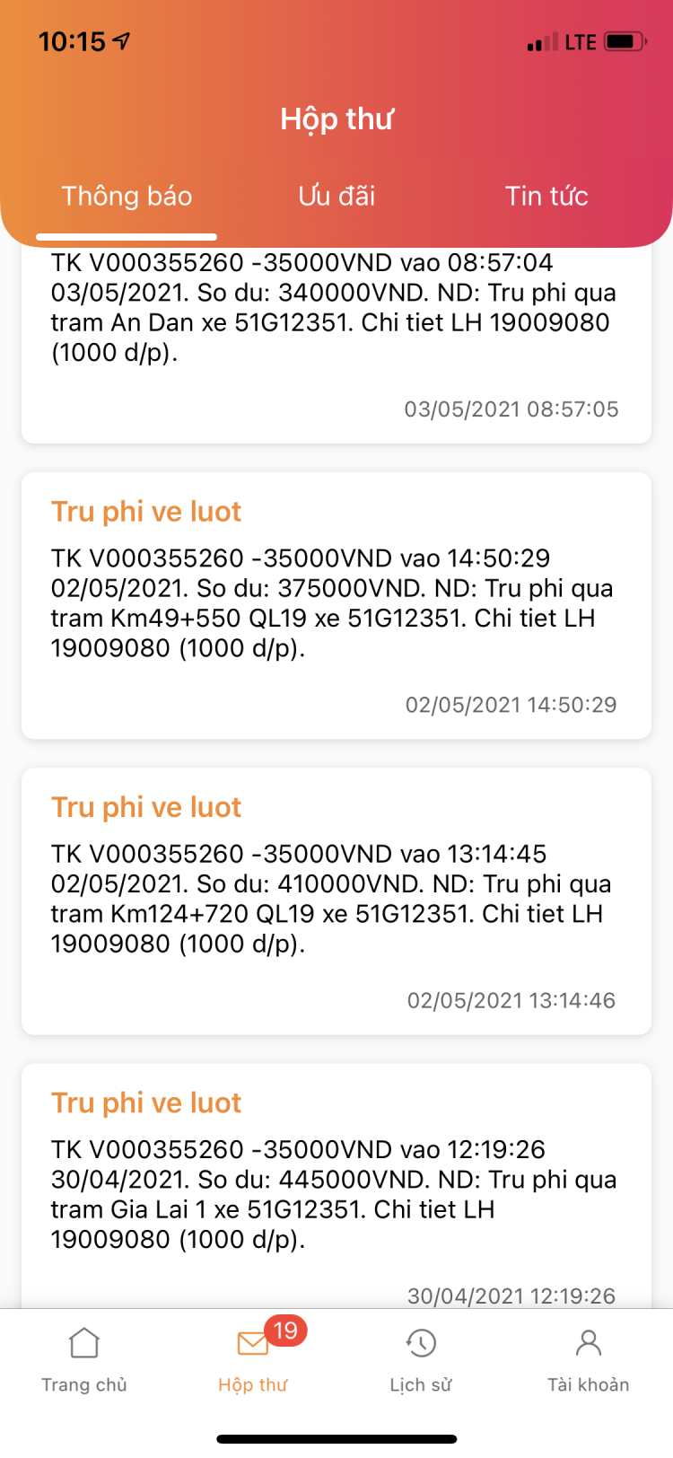 Dán thẻ thu phí không dừng: Đủ loại bất cập Dán thẻ thu phí không dừng: Đủ loại bất cập