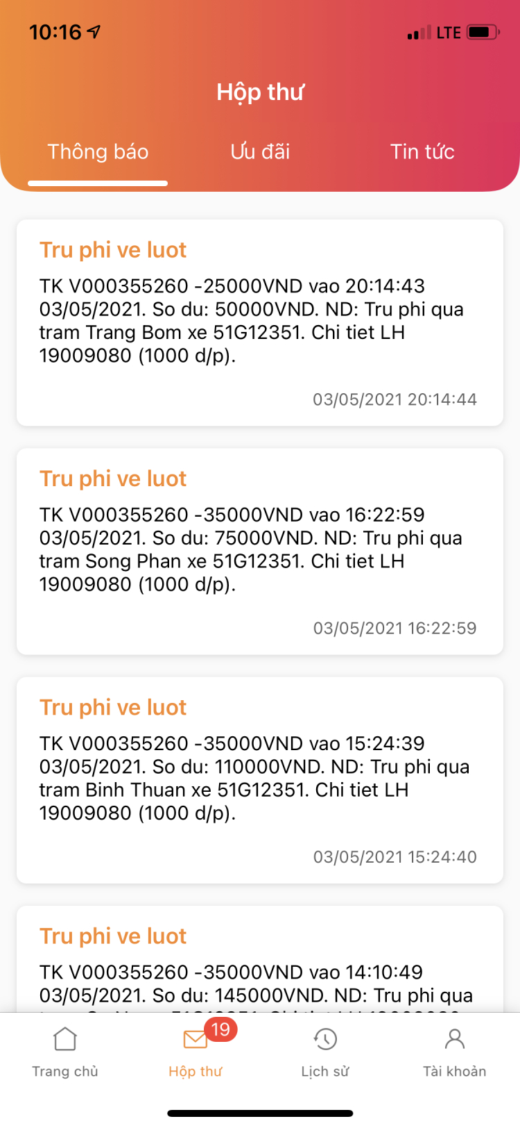 Dán thẻ thu phí không dừng: Đủ loại bất cập Dán thẻ thu phí không dừng: Đủ loại bất cập
