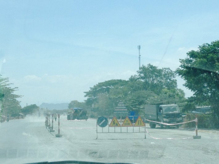 Ăn sáng trên đường đi Phan Thiết