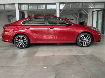 Kia Cerato 2019 3.jpg