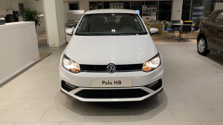 Volkswagen Polo - Siêu xe đô thị **Tặng BHVC 11 triệu tháng 5**