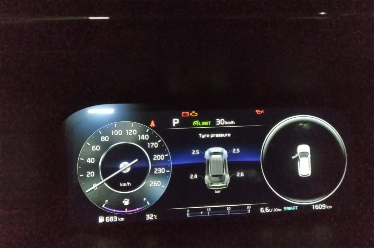 Tư vấn chỗ uy tín lắp camera, thảm trải sàn, đo áp suất lốp cho Kia Sorento 2021 Tư vấn chỗ uy tín lắp camera, thảm trải sàn, đo áp suất lốp cho Kia Sorento 2021