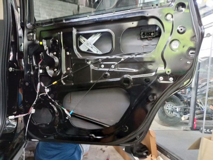 Độ âm thanh cho Mitsubishi Xpander với loa 3-Way của Focal gắn trên Cột A