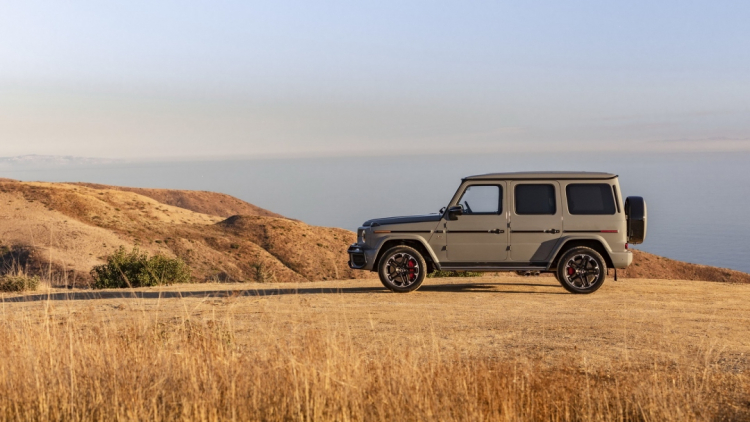 2021-mercedes-amg-g63-4.jpg