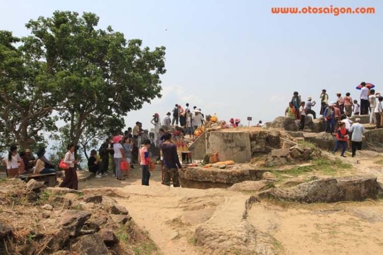 Tường thuật Caravan Hành Trình Di Sản Đền Preah Vihear – Angkor 2015