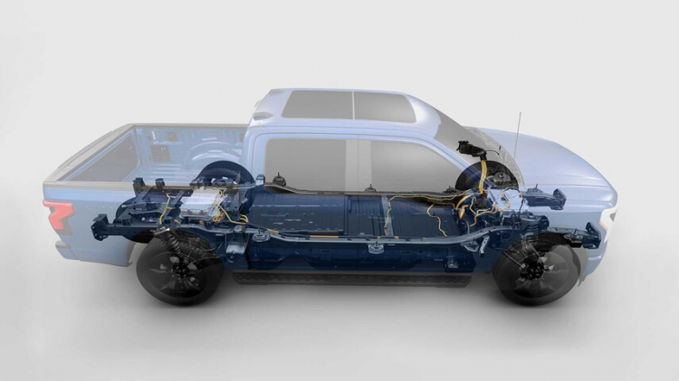 2022-Ford-F-150-Lightning-electric-pickup-truck-cutaway.jpg 2022-Ford-F-150-Lightning-electric-pickup-truck-cutaway.jpg