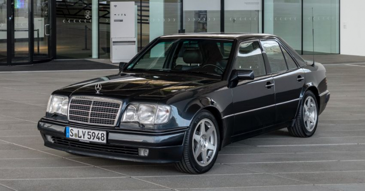 1991-Mercedes-Benz-500-E-2-850x445.jpg