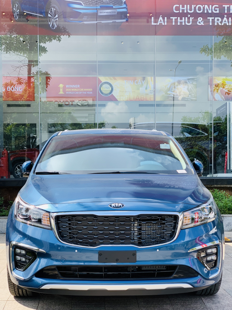 Ấn Độ: Khách mua Kia Sedona được trả xe, hoàn tiền sau 30 ngày nếu không hài lòng Ấn Độ: Khách mua Kia Sedona được trả xe, hoàn tiền sau 30 ngày nếu không hài lòng