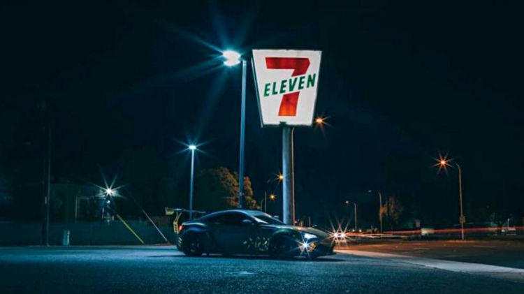 7Eleven-Charger.jpg