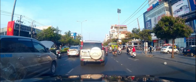 Trên đường Cộng Hòa chiều nay