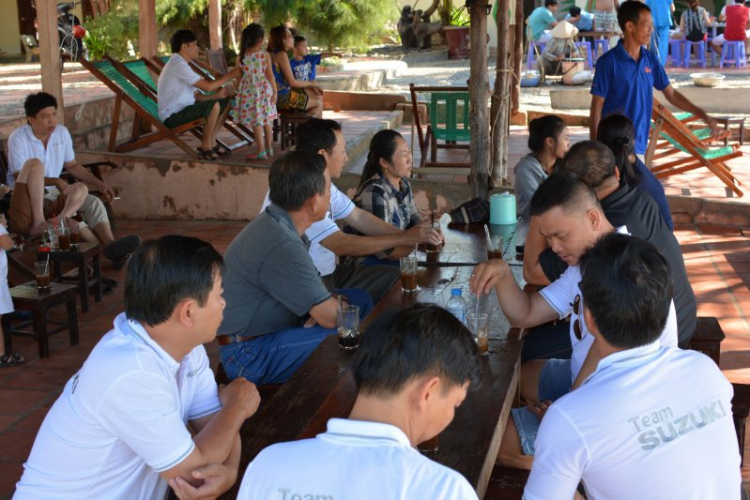 "Biển Gọi Hè Về" SuFC và những người bạn "Biển Gọi Hè Về" SuFC và những người bạn