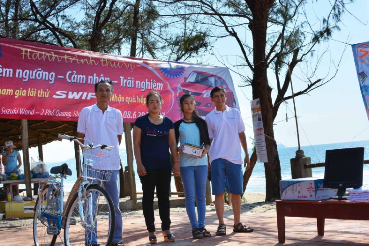 "Biển Gọi Hè Về" SuFC và những người bạn "Biển Gọi Hè Về" SuFC và những người bạn
