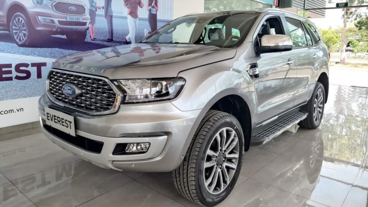 Xin giá xe Ford Everest bản Titanium 1 cầu