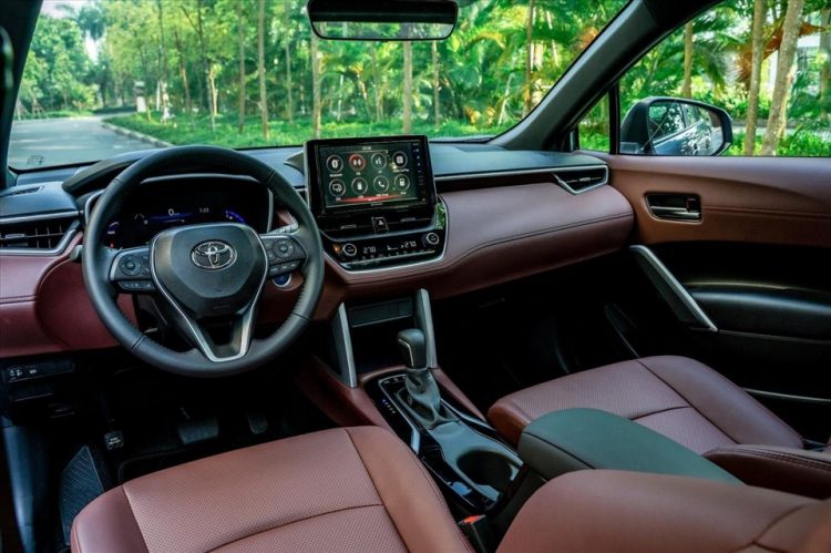 Toyota Corolla Cross chính thức đến Mỹ, đâu phải xe dành riêng Đông Nam Á như các anh hay chê Toyota Corolla Cross chính thức đến Mỹ, đâu phải xe dành riêng Đông Nam Á như các anh hay chê