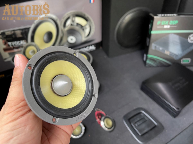 Độ âm thanh cho xe BMW-7.jpg