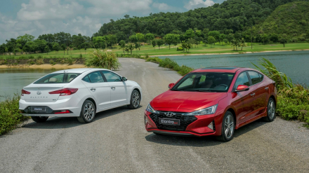 Hyundai Elantra.JPG